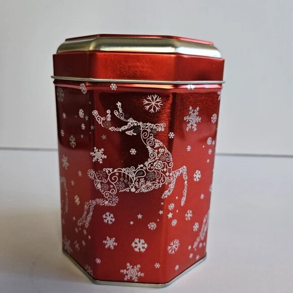 ALDI CHRISTMAS MUSICAL TIN CANISTER WINTER WONDERLAND REINDEER RED - Picture 1 of 5